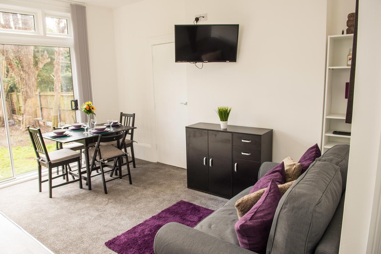 Moseley Mews Village Suites - Purple Birmingham Exterior foto